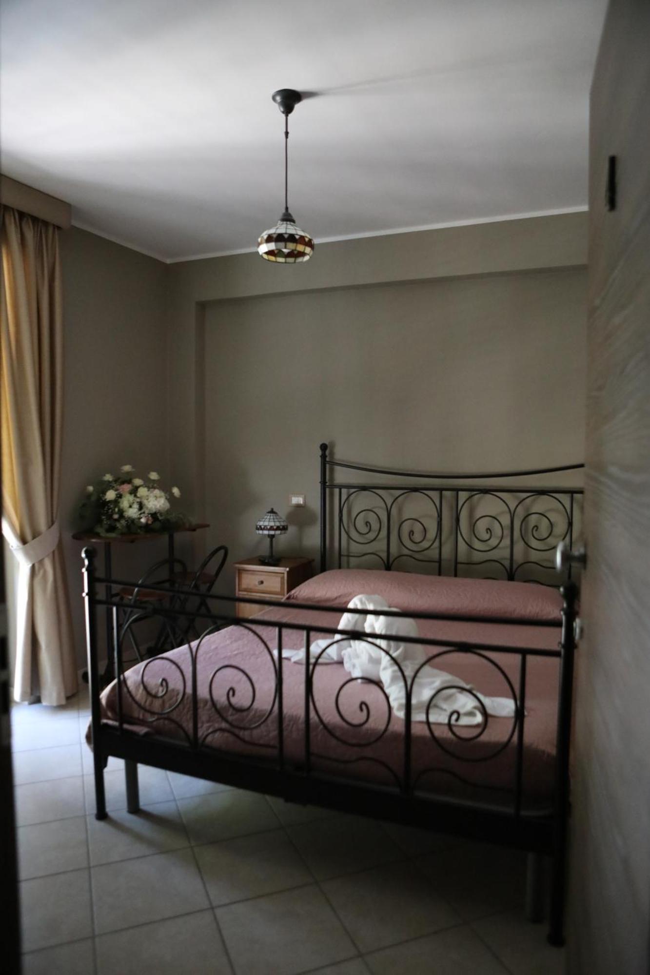 Locanda Belvedere Da Stefano Rocchetta a Volturno Exteriör bild