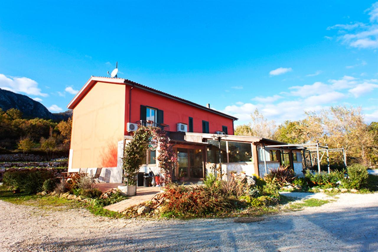 Locanda Belvedere Da Stefano Rocchetta a Volturno Exteriör bild